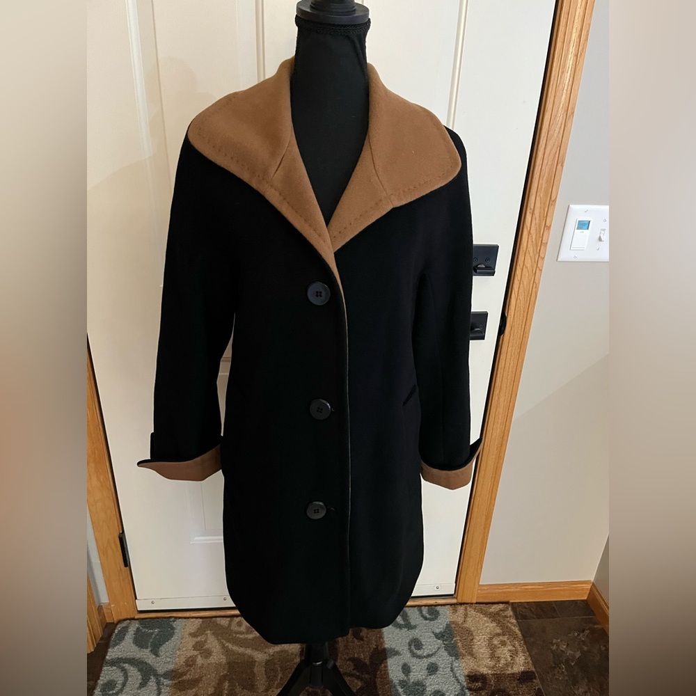 Women’s Ellen Tracy black caramel wool angora blend winter coat jacket. Size 2